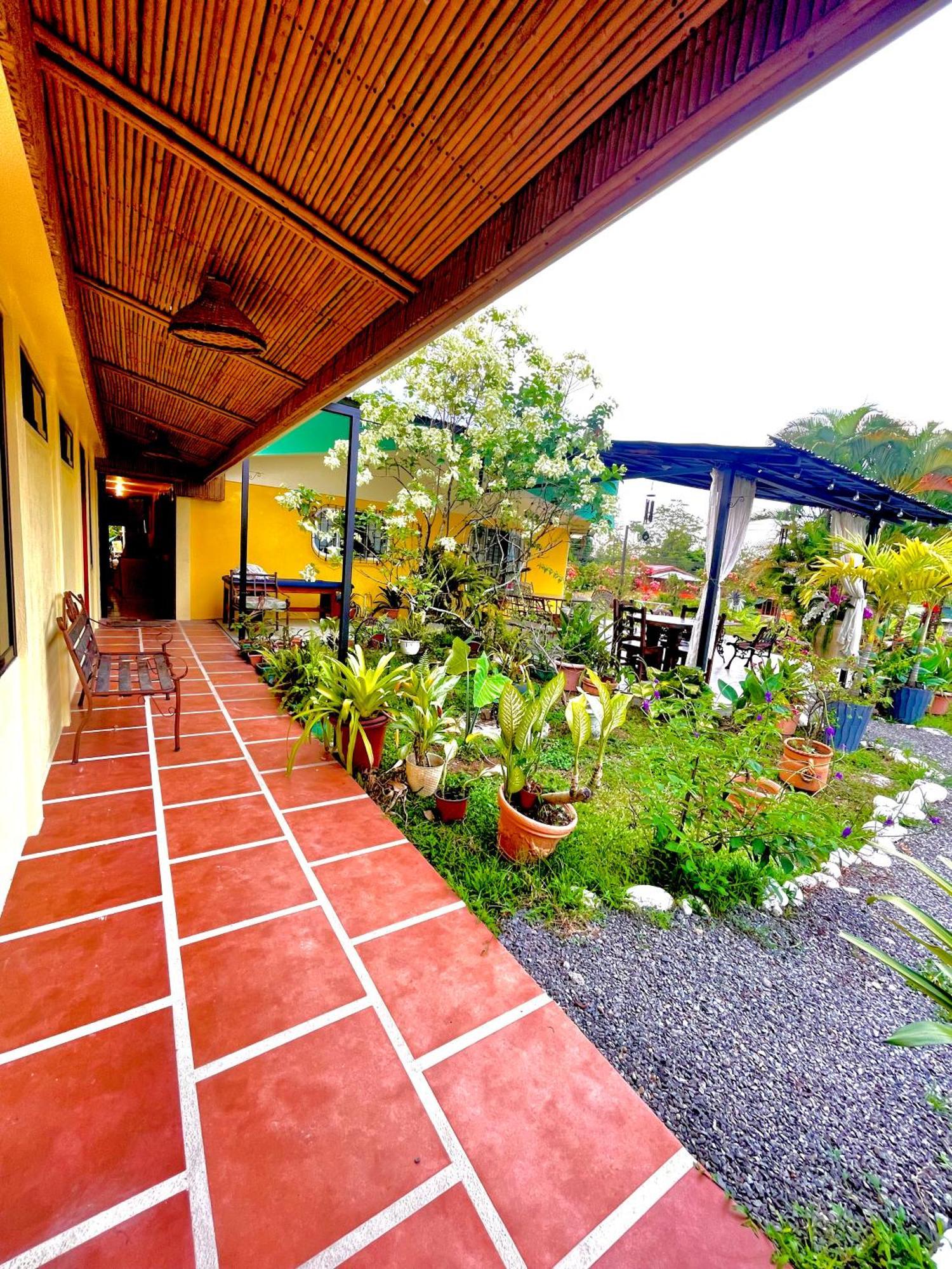 Hotel Tierra De Volcanes La Fortuna Buitenkant foto